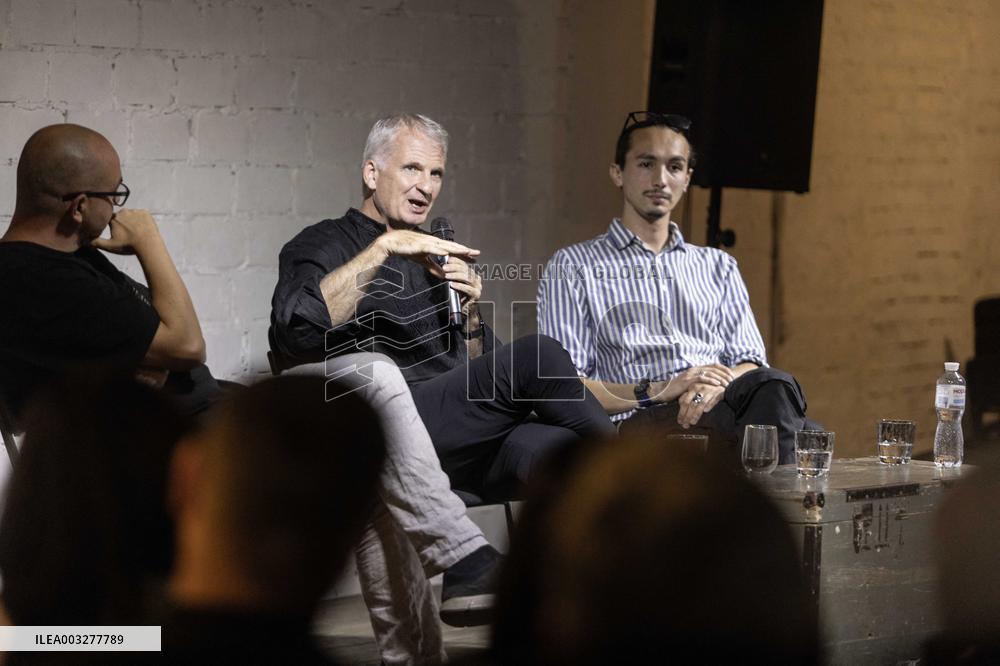 Timothy Snyder Meets With Intellectuals - Kharkiv