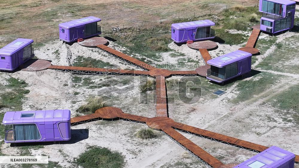 Prairie Resort's Space Capsule Homestay