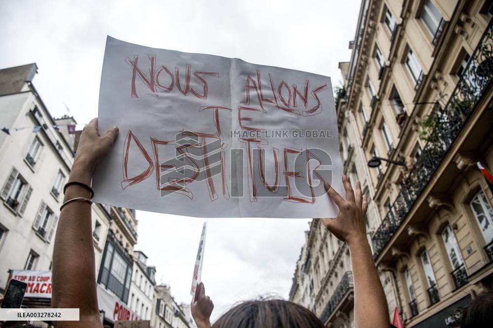 Rally Against The President's Forceful Blow - Paris