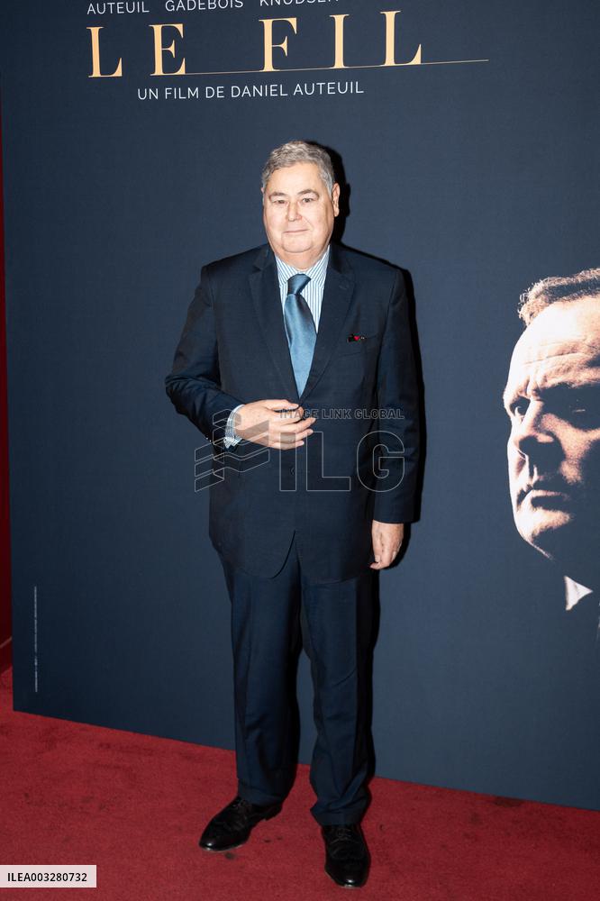 Le Fil Premiere - Paris