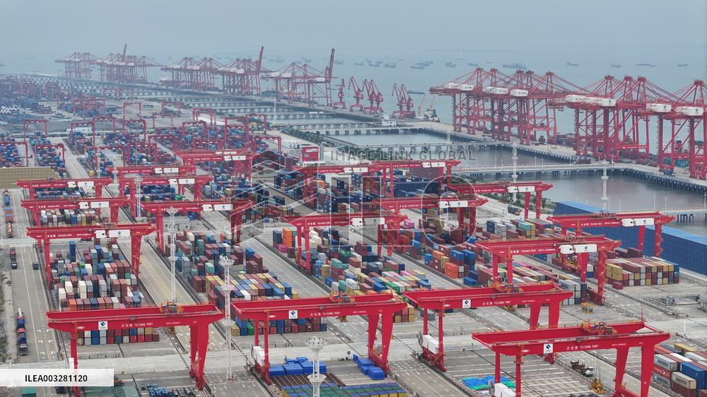 China's Trade in Goods Imports And Exports Total Value Growth