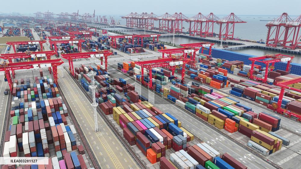 China's Trade in Goods Imports And Exports Total Value Growth