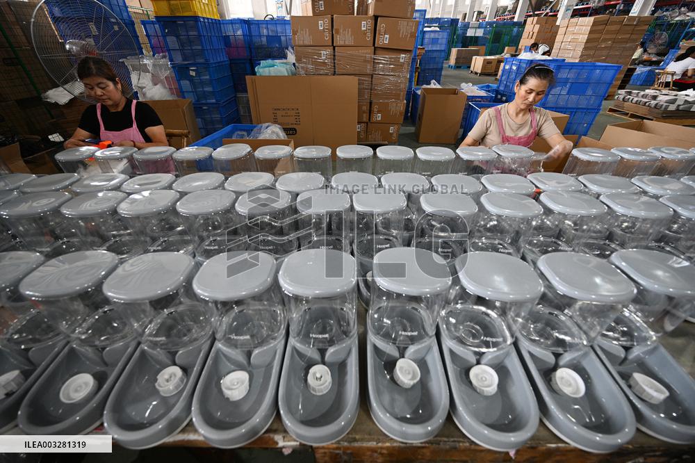 Pet Products Production in Suqian