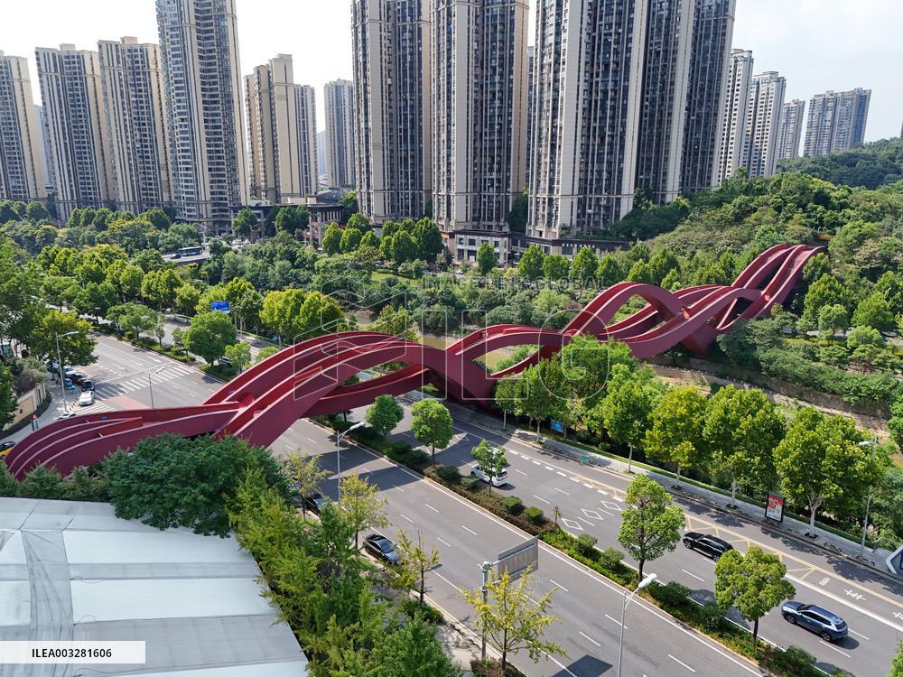 The Sexiest Bridge Shaped Like Chinese Knotting in Changsha