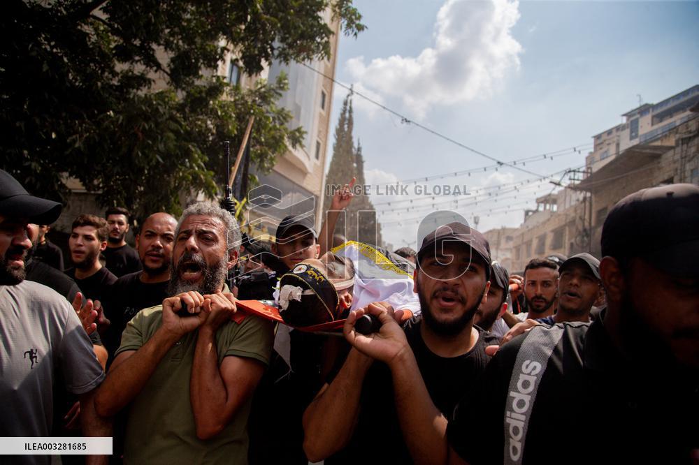 Israel Retreats After Large-Scale Destruction - Jenin