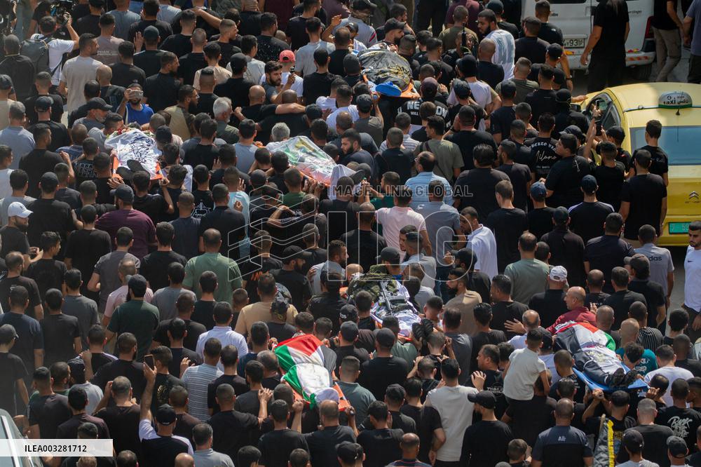 Israel Retreats After Large-Scale Destruction - Jenin