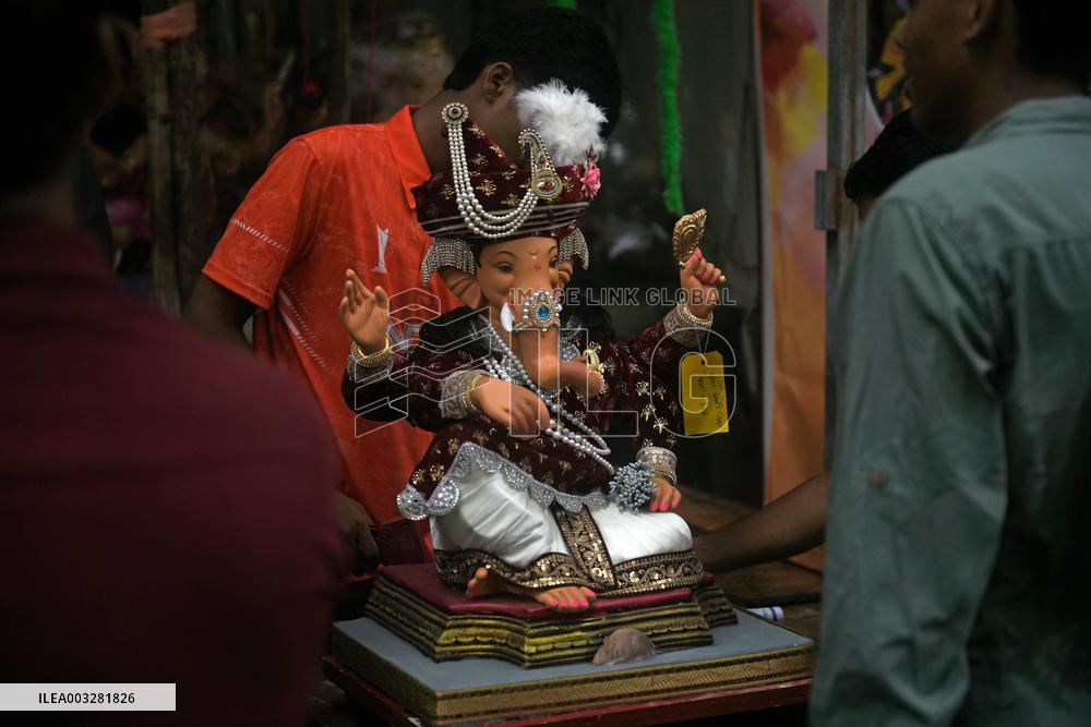 Ganesh Chaturthi Festival - Mumbai