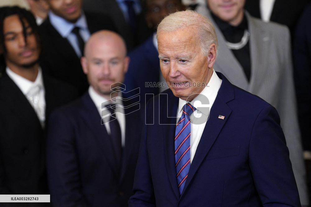 Joe Biden welcomes the Huskies Basketball Team - Washington