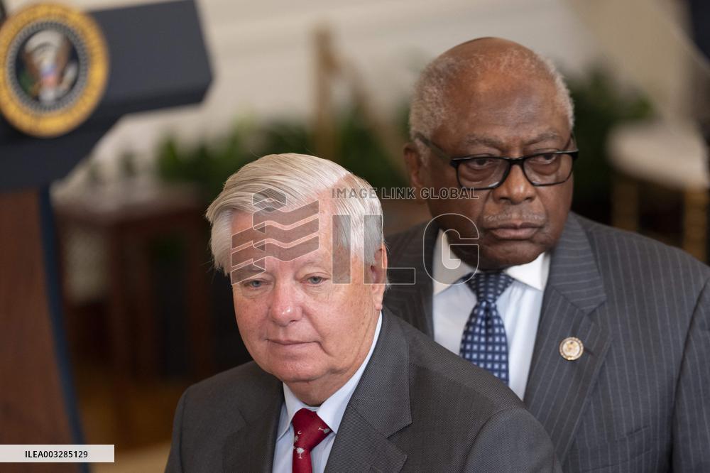 Biden Welcomes The University Of South Carolina Gamecocks - Washington