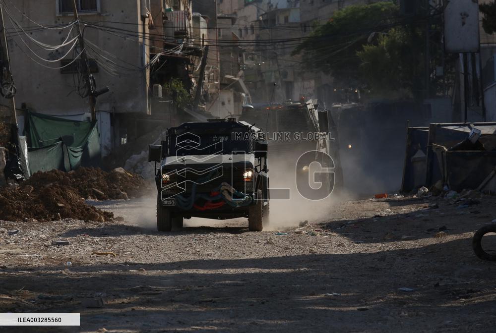 Israeli Forces Shoot Dead 2 Palestinians - West Bank