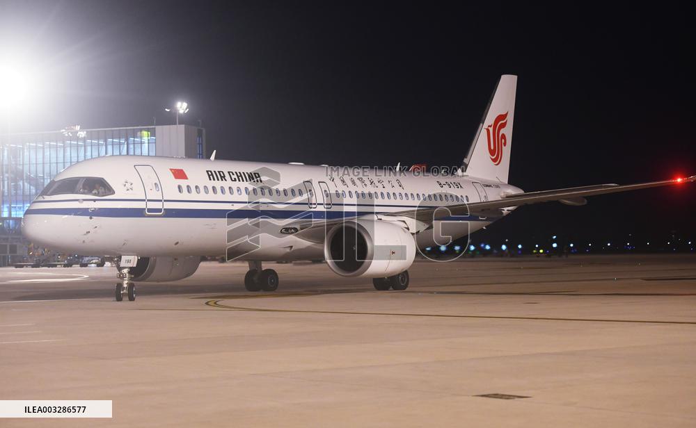 The First C919 Commercial Flight in Hangzhou