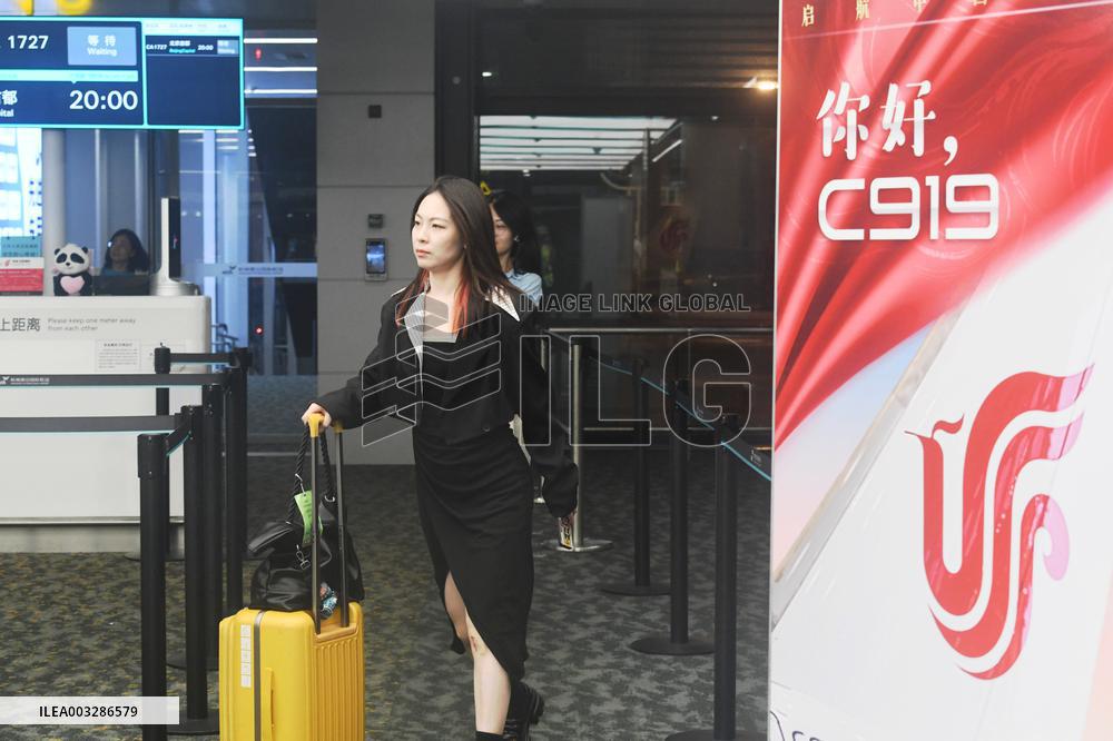 The First C919 Commercial Flight in Hangzhou