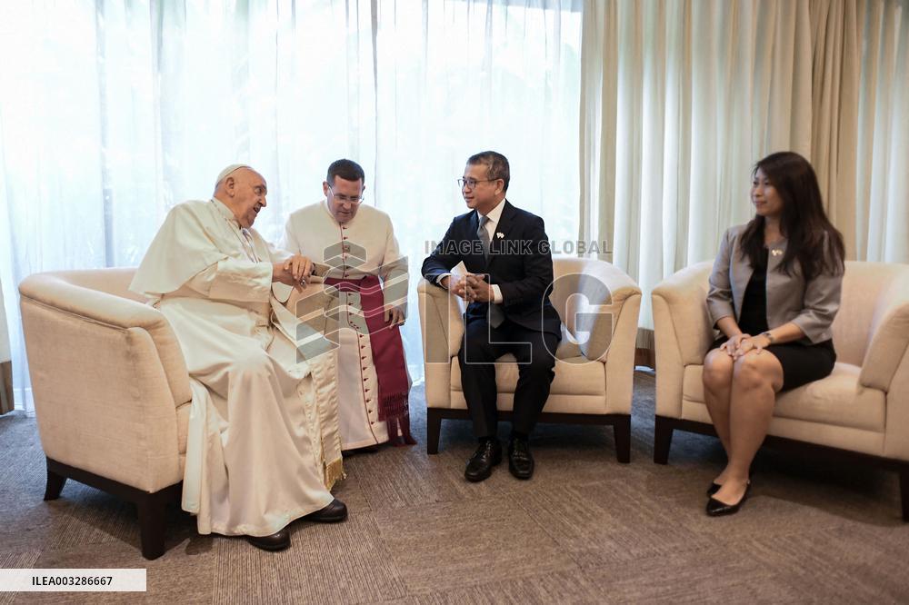 Pope Francis Arrives in Singapore
