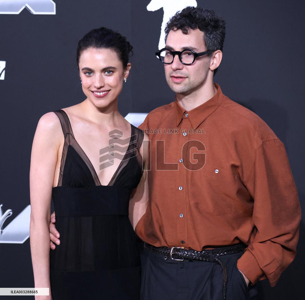 MTV Video Music Awards Arrivals - NY