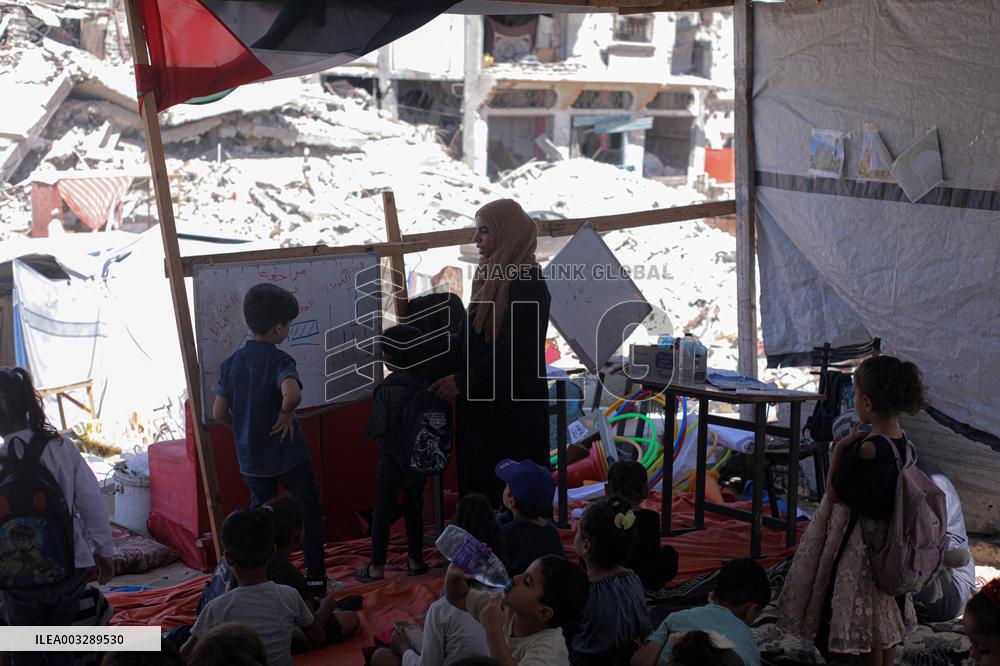 A Tent Turned Into A Small Classroom - Gaza