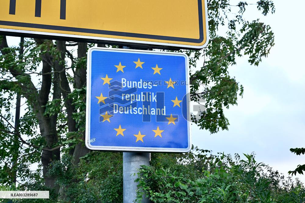 Neighbours Criticise German Move To Extend Border Controls - Strasbourg