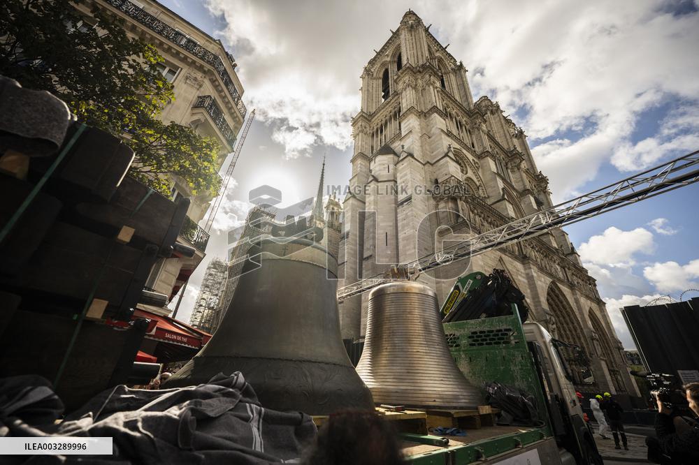 Eight Bells Return To Belfry Of Notre Dame - Paris