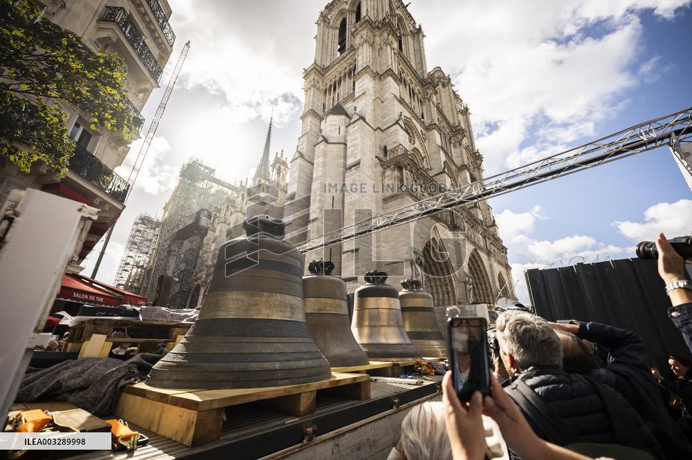 Eight Bells Return To Belfry Of Notre Dame - Paris