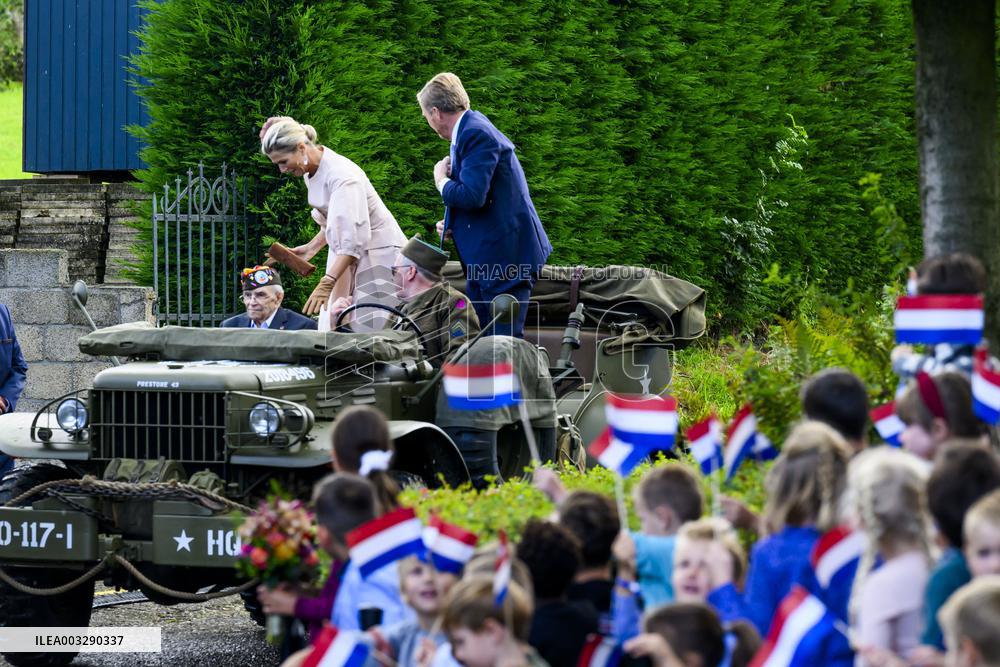 Royals At 80 Years Of Freedom - Mesch