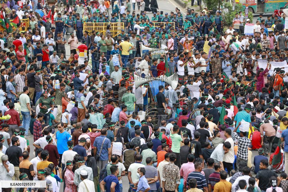 Protest Against The Atrocities Inflicted On Hindus - Dhaka