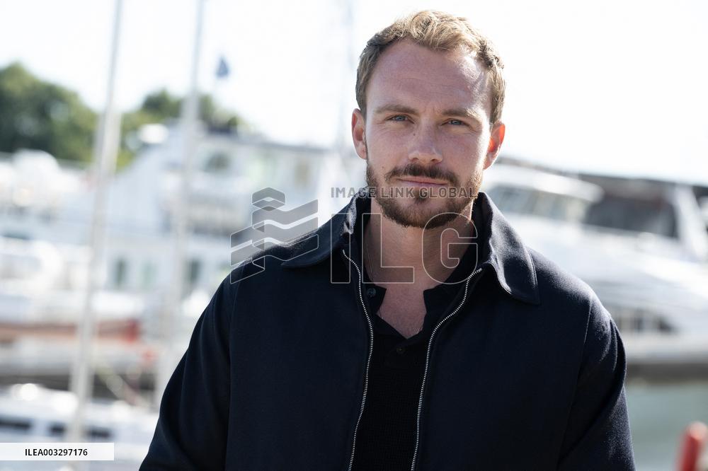 26th TV Fiction Festival - Les Ailes Colees  photocall - Day 4