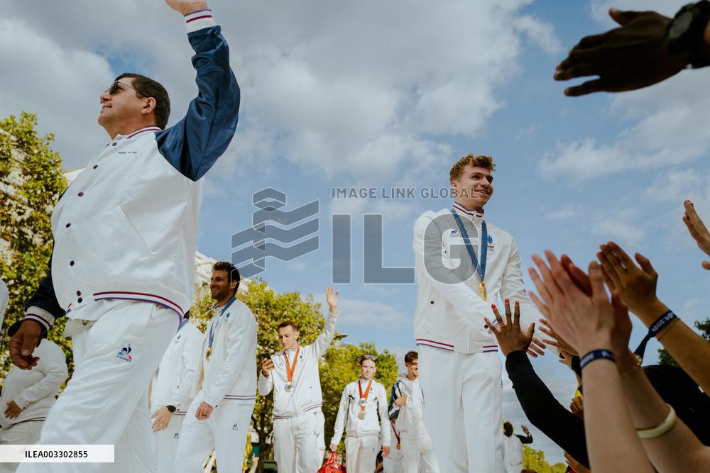 Parade Of French Athletes - Paris