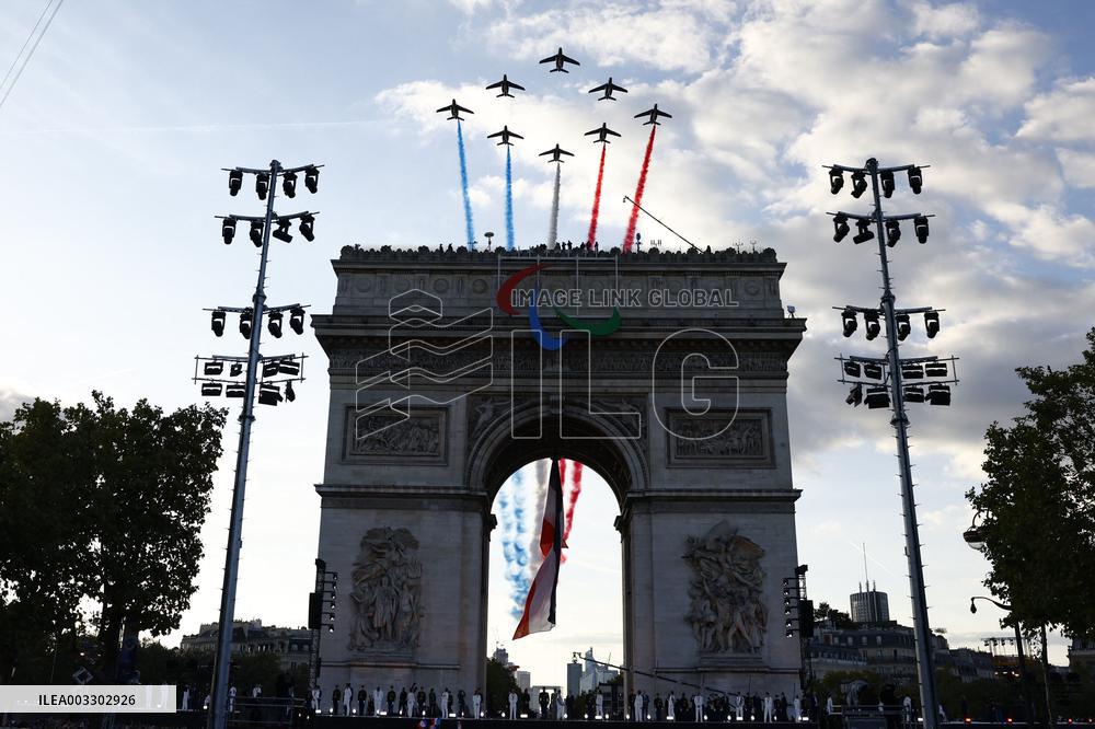 Parade Of French Athletes - Paris