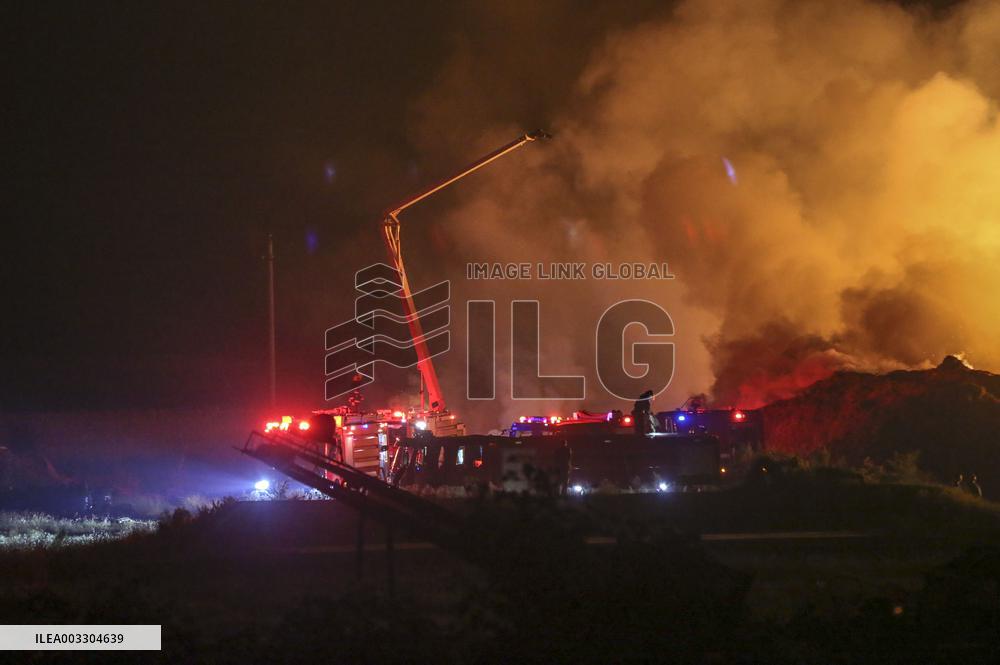 A Fire at A Wood Processing Plant in Yuncheng