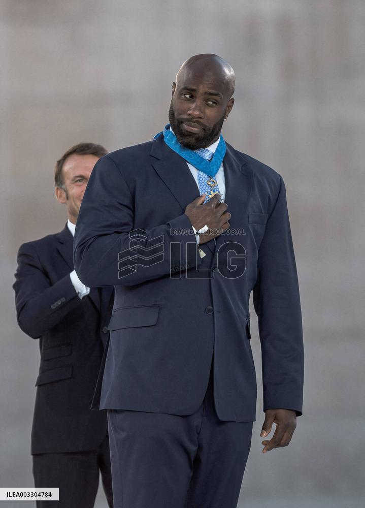 Parade Of French Athletes - Podium - Paris