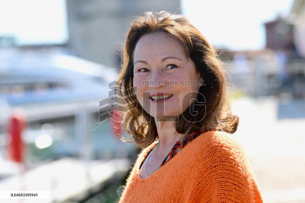 26th TV Fiction Festival - La Maman Du Bourreau Photocall - La Rochelle
