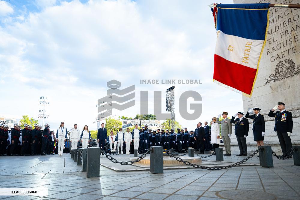 Parade Of French Athletes - Rekindling Of The Flame - Paris