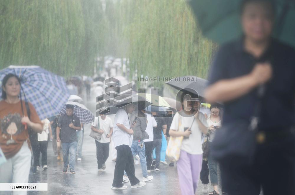 Typhoon Bebika Hit Hangzhou