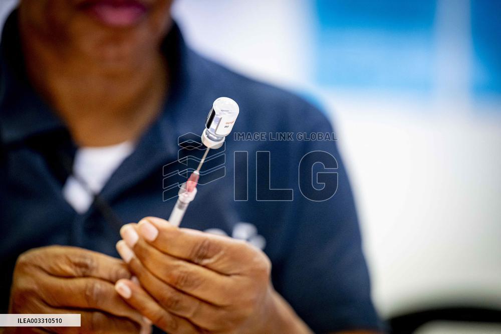 Corona Covid-19 Vaccination Illustrations - Netherlands