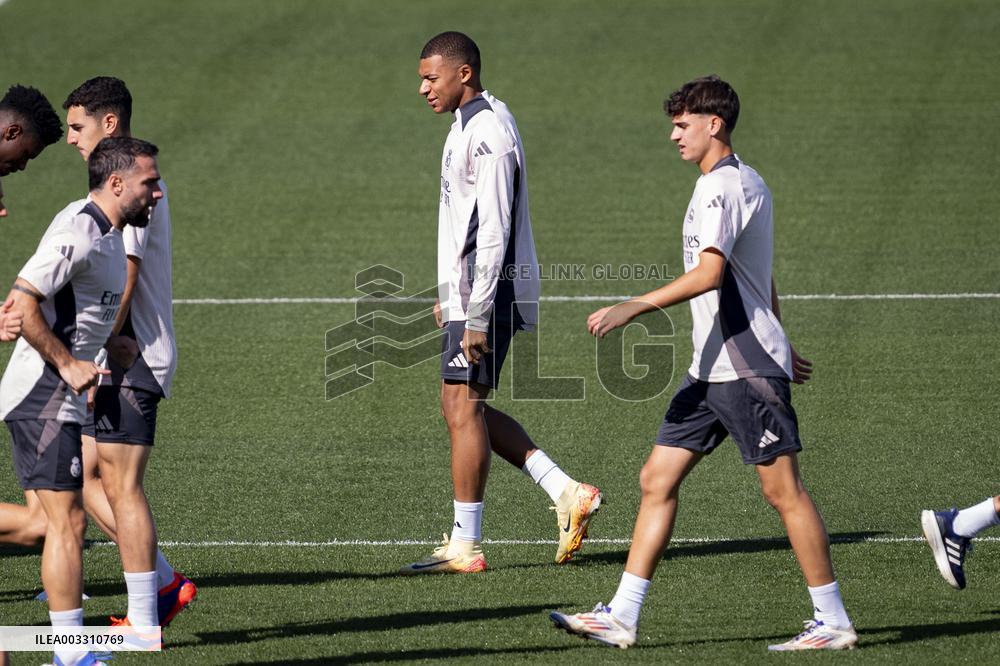 - UEFA Champions League - Champions League 2024/25 League Phase MD1: Real Madrid Training Session and Press Conference