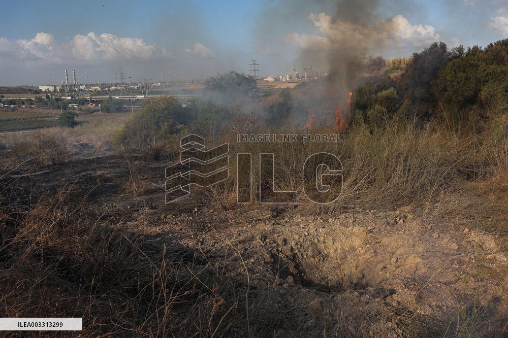 Ballistic Missile Fired By Houthis Hits Central Israel