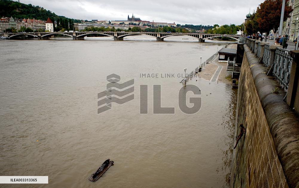 Central Europe Flooding Leaves At Least 16 Dead - Prague