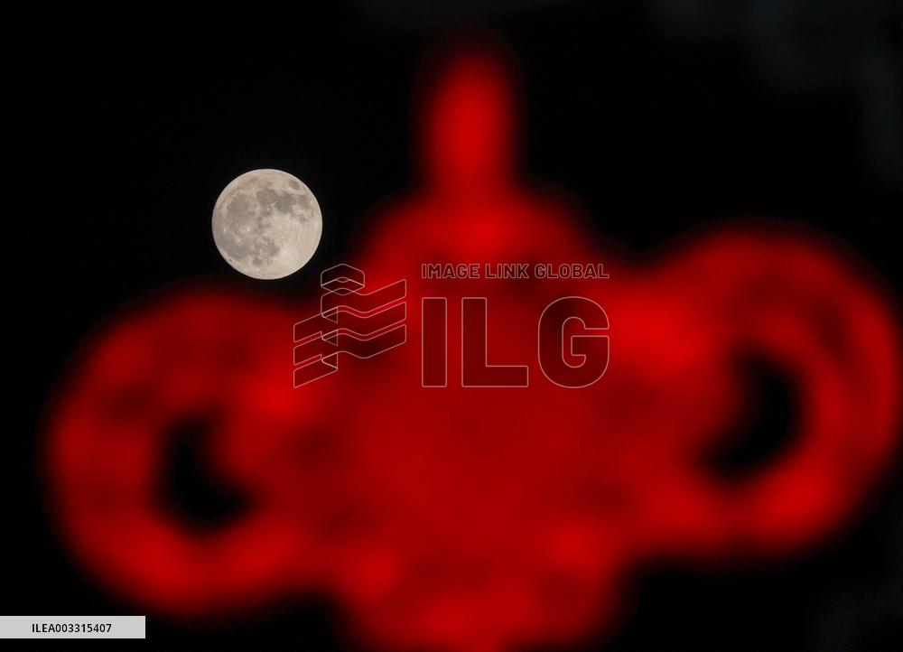 Full Moon - China