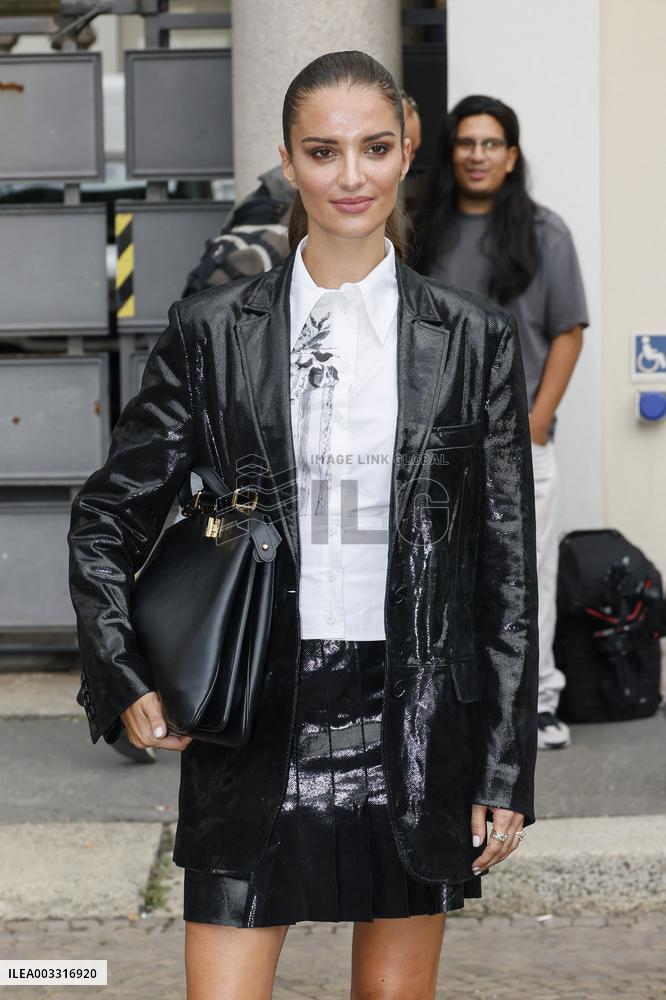 MFW - Alberta Ferretti Arrivals