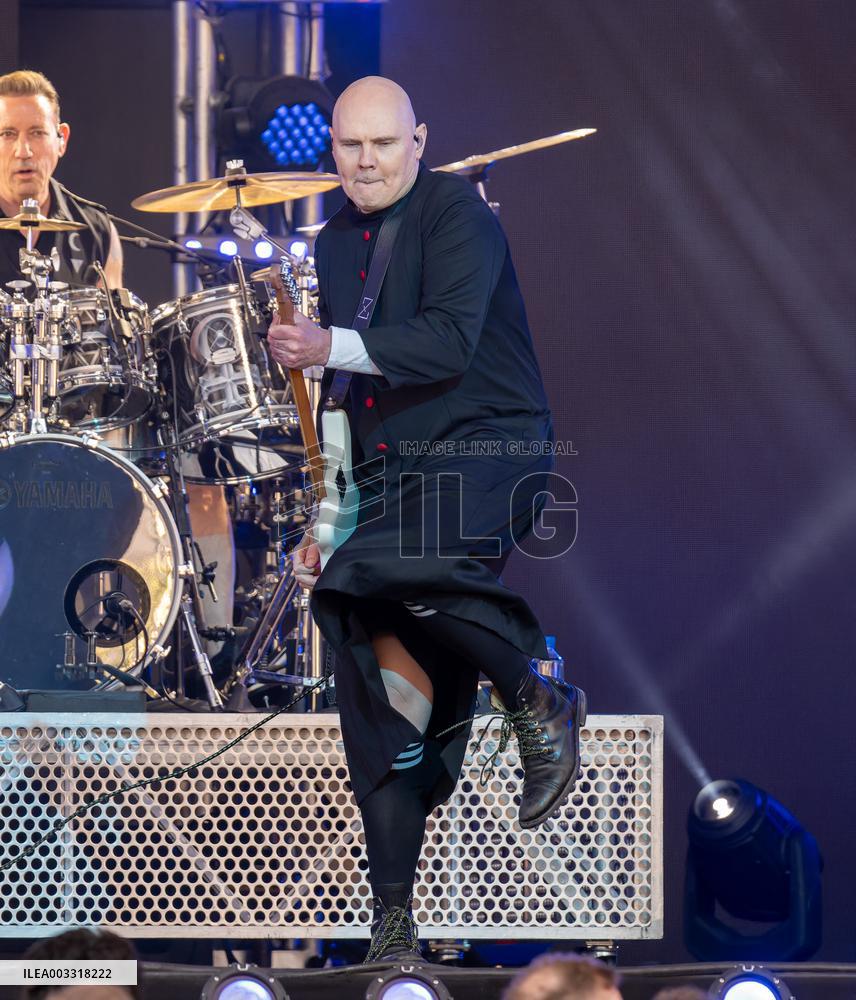 Billy Corgan Performs At Jimmy Kimmel Live - LA