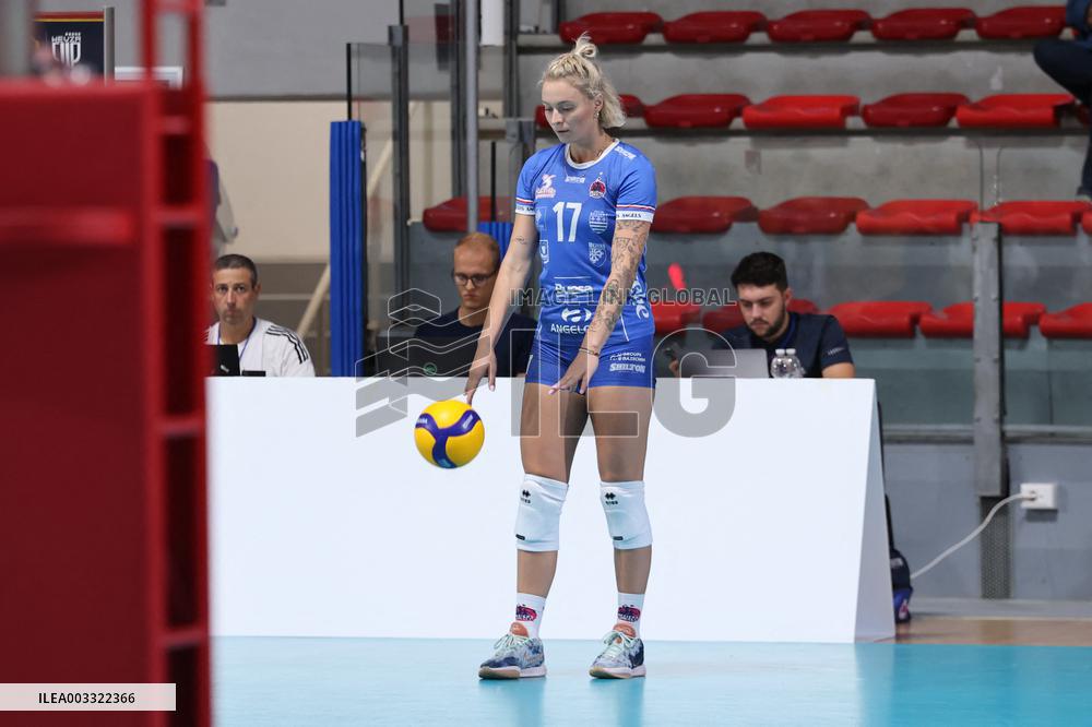 <categoriaITA> - <sottocategoriaITA> - Volleyball WEVZA CUP Women