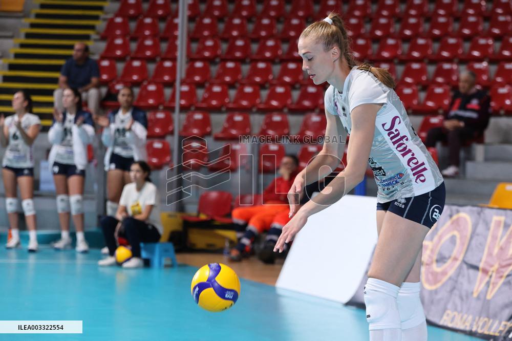 <categoriaITA> - <sottocategoriaITA> - Volleyball WEVZA CUP Women
