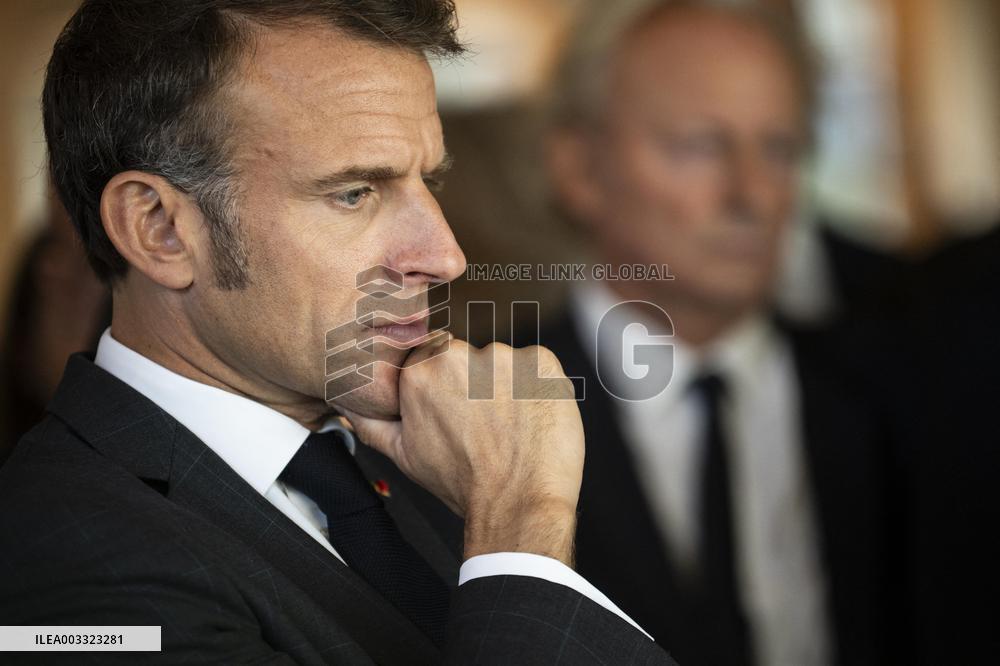 Macron Visits The Nanterre Arboretum - Nanterre