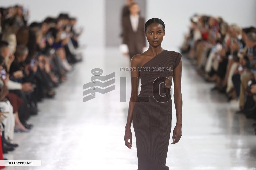 MFW - Max Mara Runway
