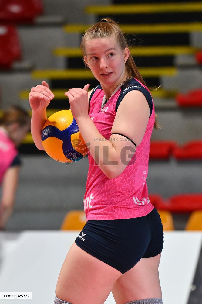 VOLLEY - Internazionali - Wevza Cup Women - Volleyball Academy Bulach vs Terville Florange OC