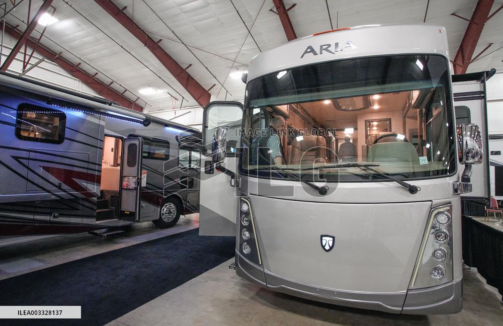 Snowbird RV Show And Sale - Canada