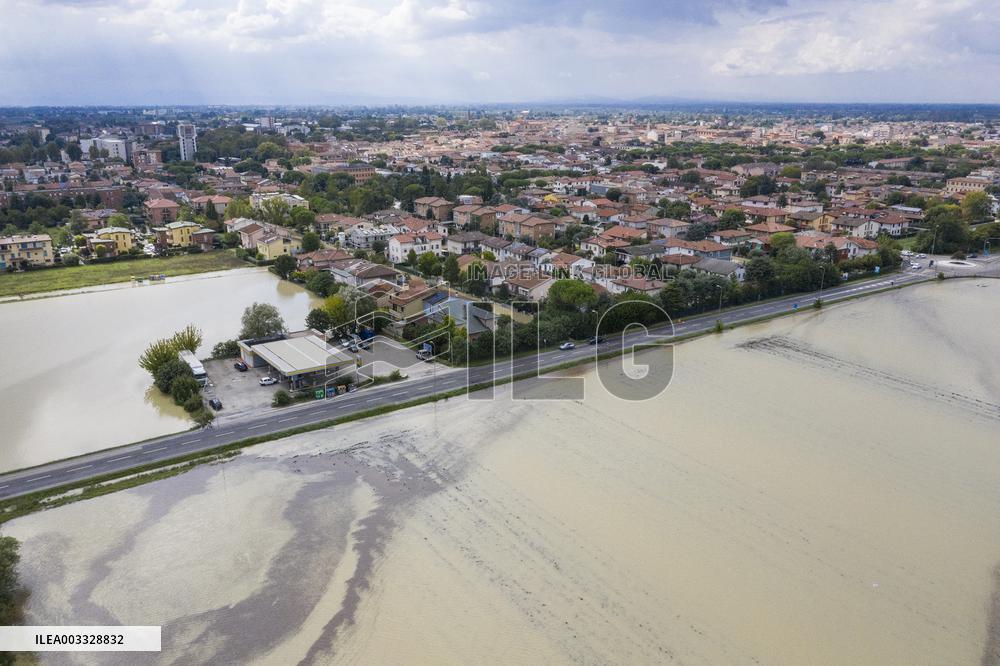 1000 Evacuated As Storm Boris Brings Flooding To Northern Italy
