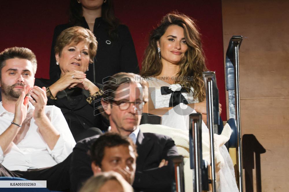 San Sebastian Festival - Penelope Cruz Gets Emotional