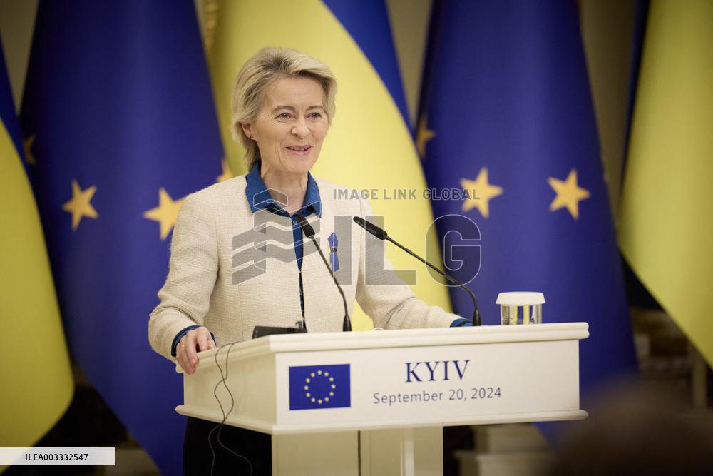 Von Der Leyen Announces 35 Bln Euro Loan - Kyiv