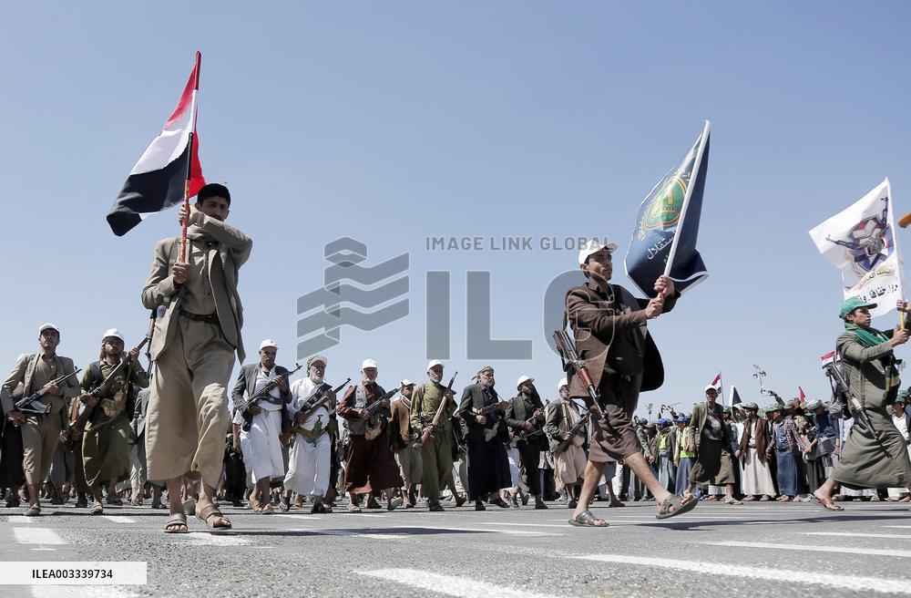 Houthis Parade - Sanaa