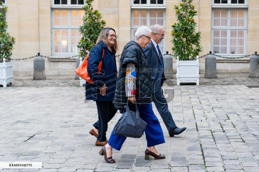 New French Government Arrives In Matignon - Paris